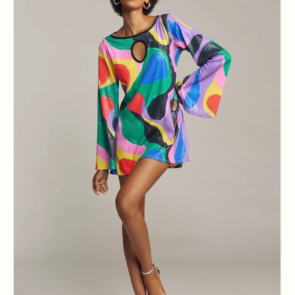 Fenáreta Let's Groove Long-Sleeve Mini Dress